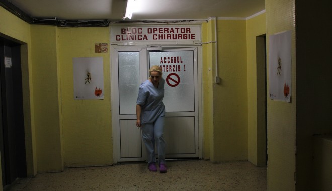 Cum primesc centrele de transplant acreditarea - blocoperatorchirurgiespitaluljud-1369639605.jpg