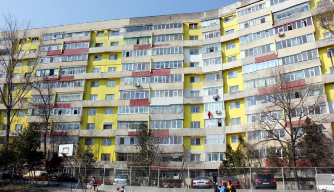 Cât mai valorează locuințele constănțenilor - blocuri2-1332347262.jpg