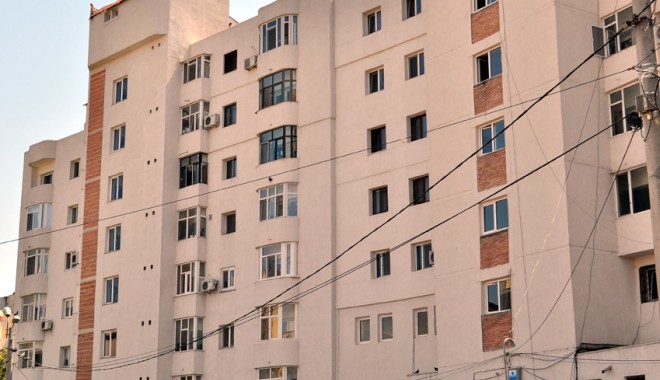 Prețul apartamentelor noi din Constanța, la cel mai mic nivel de la începutul crizei - blocuri5-1344530072.jpg