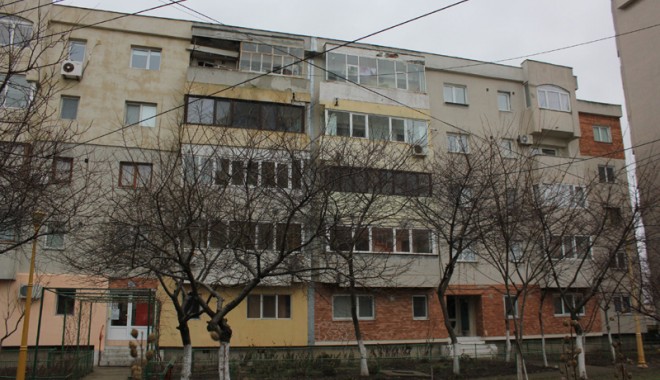 La ce prețuri se pot cumpăra locuințele în Constanța - blocuriconstanta-1330624508.jpg