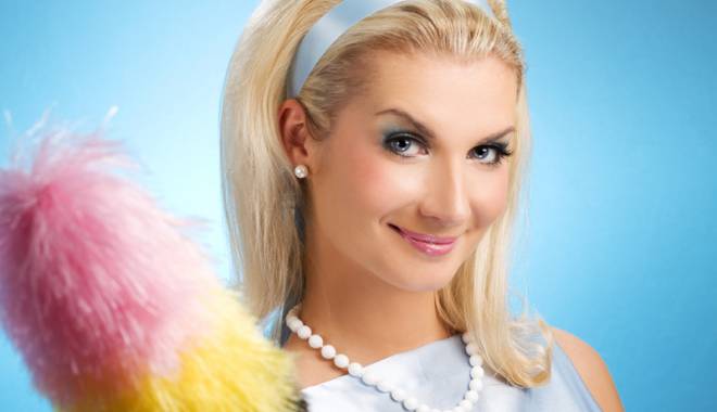 Blonda sexy, la interviul de angajare - blonda-1420805349.jpg