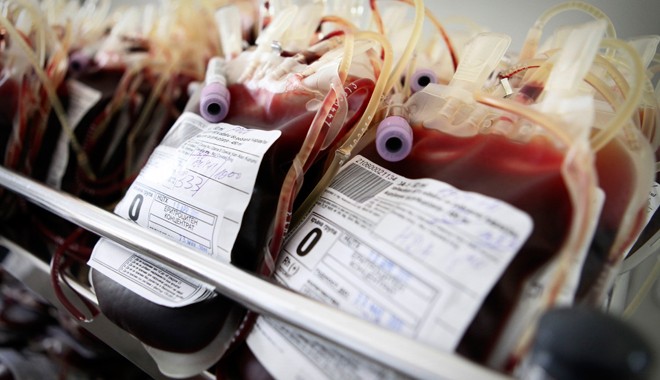 Românul care a inventat sângele artificial nu mai are fonduri pentru cercetare - blood-1393241112.jpg
