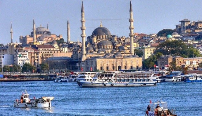 Ne-ar fi fost greu fără Turcia! - bluemosqueistanbul-1323717912.jpg