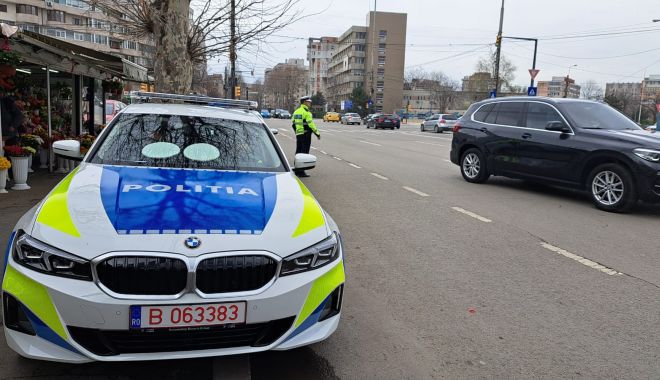 FOTO-VIDEO / Polițiștii de la rutieră din Constanța, dotați cu autospeciale BMW - bmw-rutiera1-1680352164.jpg
