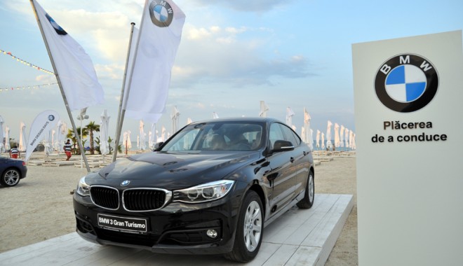 Cele mai tari modele BMW au ajuns pe plajă - bmw11-1372595307.jpg