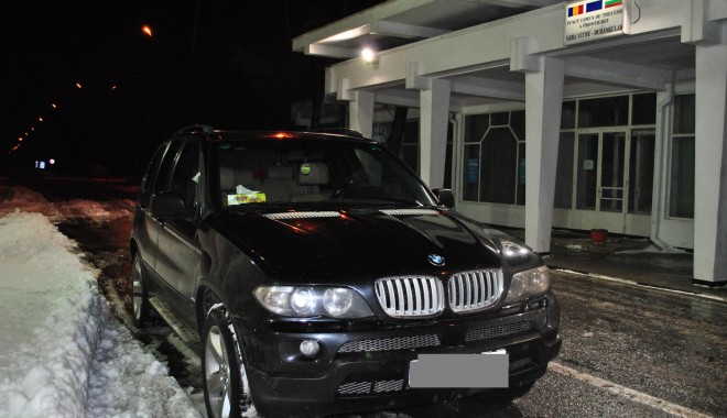 BMW X5 furat din Slovacia, descoperit în PTF Vama Veche - bmwfurat-1391069103.jpg