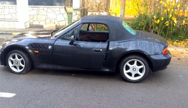 BMW Z3 furat din Slovacia, descoperit la Negru Vodă - bmwz3-1384966804.jpg