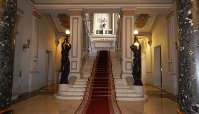 Muzeul BNR se redeschide vizitatorilor cu două noi expoziții temporare - bnr-1638529702.jpg