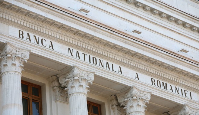 Cum explică BNR reducerea ratei dobânzii de politică monetară - bnrsediu-1380545675.jpg