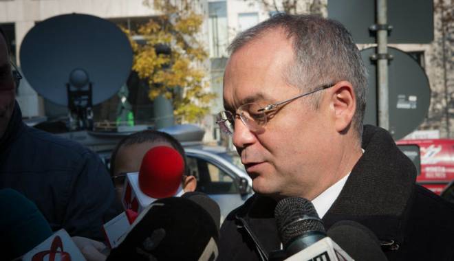 Fostul premier Emil Boc, AUDIAT LA DNA în dosarul 