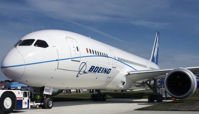 Boeing, comandă în valoare de 8,5 miliarde de dolari! - boeing787dreamliner-1415613905.jpg