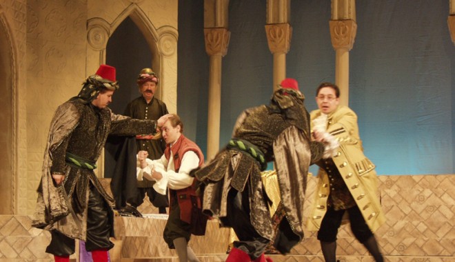 Bogăție de spectacole la Teatrul 