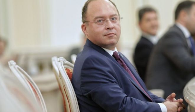 MAE: România salută semnarea acordului privind conflictul din Afganistan - bogdanaurescu-1582992827.jpg