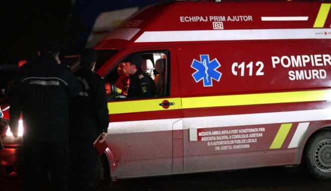 Un șofer a fost înjunghiat de un adolescent pe care l-a luat 