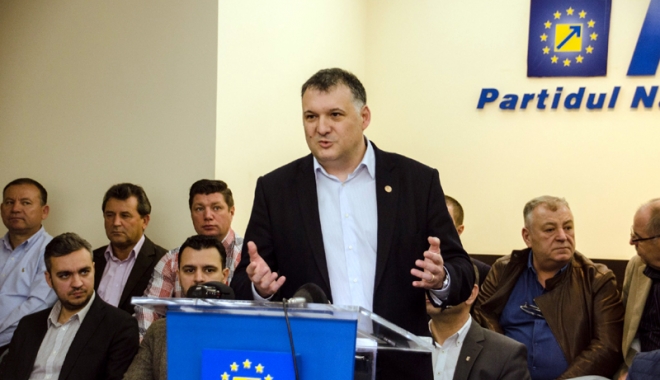Cu ce echipă pornește la drum noul lider al PNL Constanța, Bogdan Huțucă - bogdanhutucapnl3-1493390780.jpg