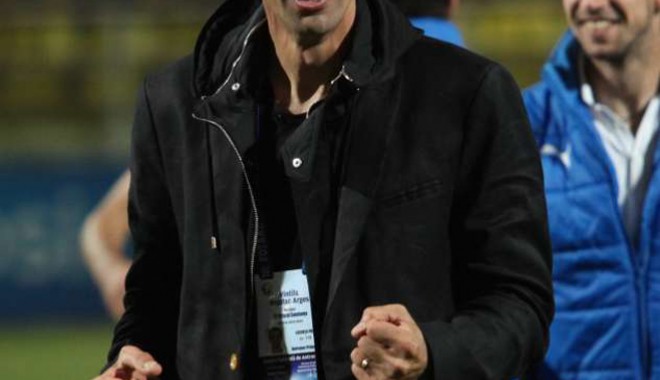 Antrenorul Bogdan Vintilă a încheiat colaborarea cu FC Viitorul - bogdanvintilasursaacademiahagiro-1413227724.jpg