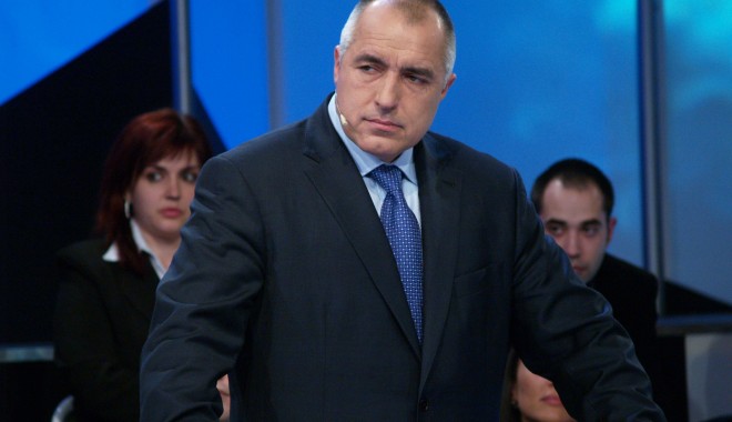 Partidul lui Borisov renunță la mandatul de formare  a guvernului - boikoborisov-1369366865.jpg