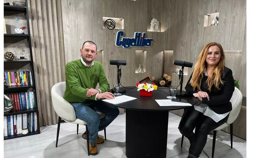 Podcast Cuget Liber. Provocările unui fost deputat, acum director al Spitalului Hârșova - bola-2-1774608091.webp