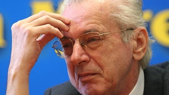 Lucian Bolcaș nu mai este propunerea USL pentru Curtea Constituțională - bolcas-1387186372.jpg