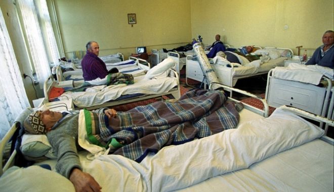 Asigurare medicală în funcție de contribuție. Ministrul Teodorovici face precizări - bolnavi-1537167566.jpg