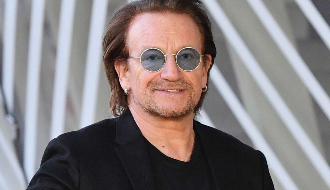 Liderul trupei U2, Bono, a lansat un volum de memorii - bono-1667477962.jpg