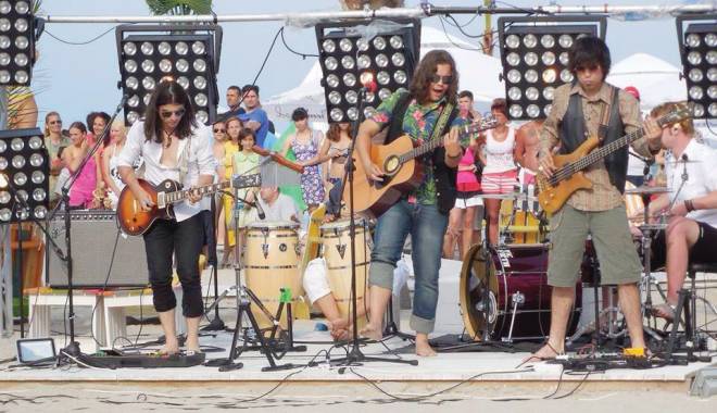Bosquito și Alexandra Ușurelu, în concert pe litoral - bosquito-1437053728.jpg