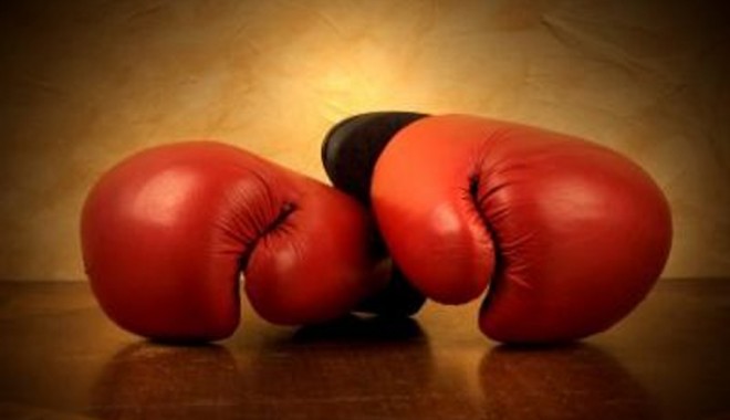 Un boxer al Farului, eliminat în sferturile CN - box-1384248997.jpg
