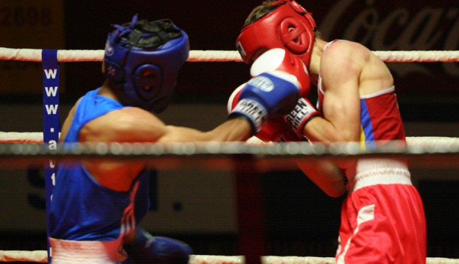 Constanța și Năvodari, aur la Naționalele de box de la Craiova - box-1386011415.jpg