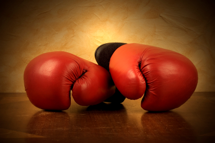 Pugiliștii constănțeni, tot mai aproape de finale - boxinggloves-1343331894.jpg