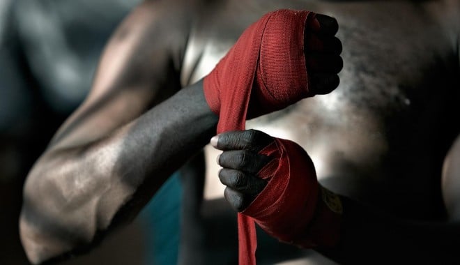 Pugilist arestat după ce și-a împușcat vărul - boxinglondon-1409155061.jpg