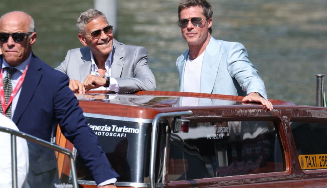 Brad Pitt şi George Clooney și-au făcut apariția la Festivalul de Film de la Veneţia