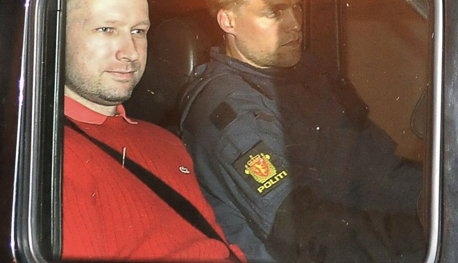 Tratamentul psihiatric, cea mai aspră pedeapsă  pentru  Breivik - breivik-1312617474.jpg