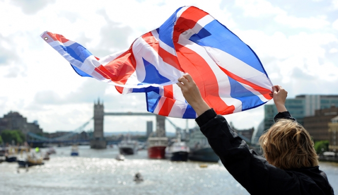Directorii de companii din Marea Britanie vor să-și mute sediile în afara țării - brexit-1474981053.jpg