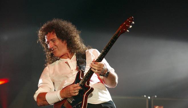 Chitaristul trupei Queen va concerta, în premieră, în România - brianmay011-1456753649.jpg