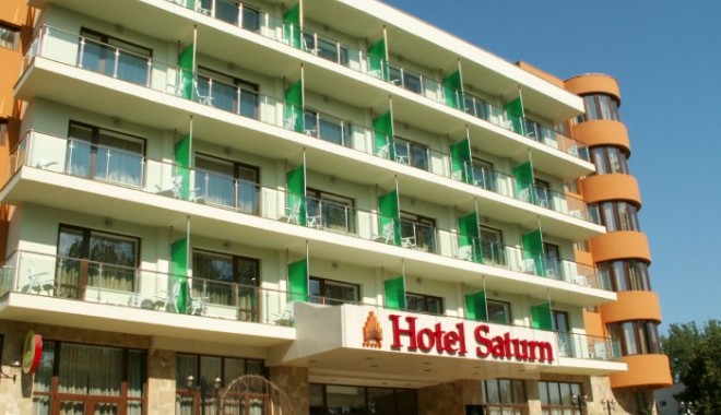 Unde găsești, pe litoral,  camere de trei ori mai ieftine decât în Mamaia - bromaniasaturnhotelsaturn6801-1311836897.jpg