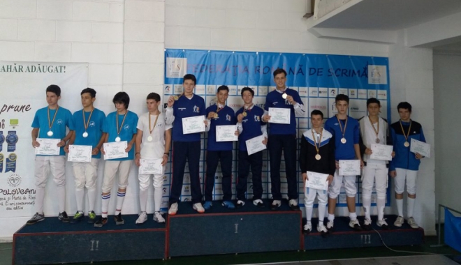 Bronz pentru spadasinii de la CSS 1, la Naționale - bronz-1476117612.jpg