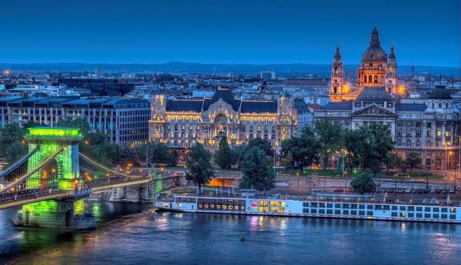 Jocurile olimpice ajung la granițele României - budapest-1436441992.jpg