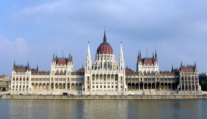 Ungaria a cerut asistență tehnică de la FMI - budapesta-1318600846.jpg