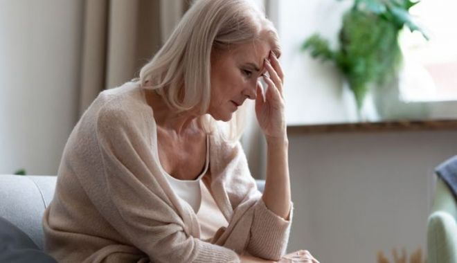 Remedii care atenuează bufeurile din timpul menopauzei - bufeurijpg2-1671632466.jpg