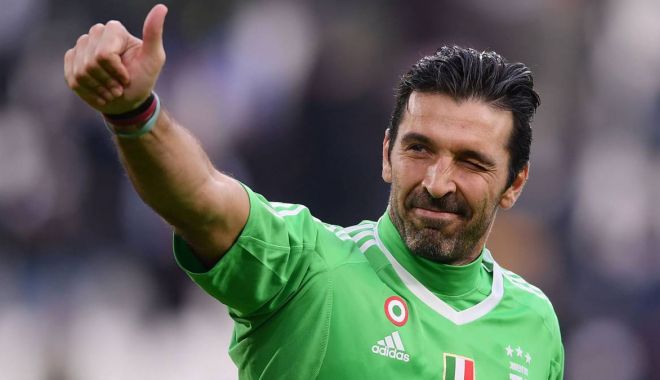 Legendarul Buffon refuză să se retragă. Goalkeeper-ul are 41 de ani - buffon-1572429981.jpg