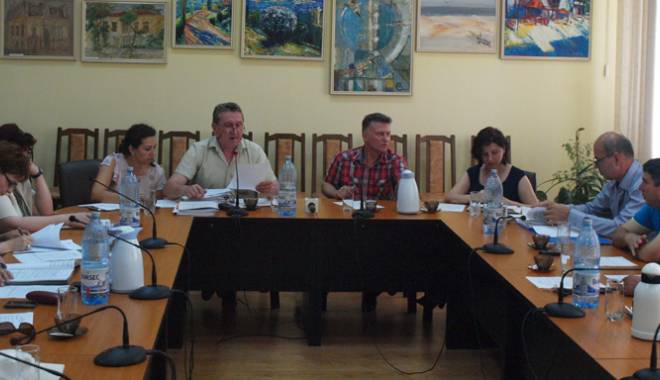 Bugetul municipiului Medgidia, aprobat la  a treia încercare - bugetulmedgidieiaprobat-1455210326.jpg