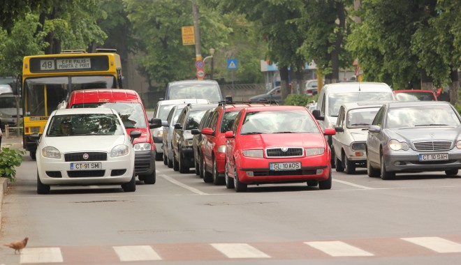 Prețul rovinietei va crește cu până la 66%. Care sunt noile tarife - bulevardulferdinandintersectiecu-1380126612.jpg