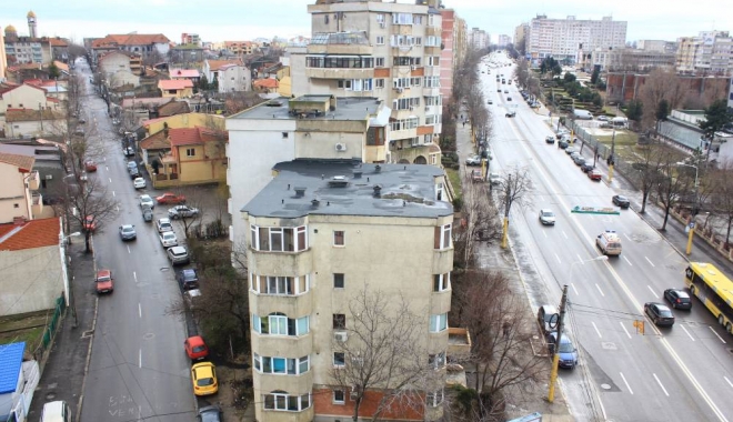 Se lucrează la sistemul de iluminat public din Constanța - bulevardullapusneanustradamihaiv-1470655727.jpg