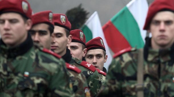 Bulgaria autorizează armata să supravegheze granițele țării - bulgari-1456411014.jpg