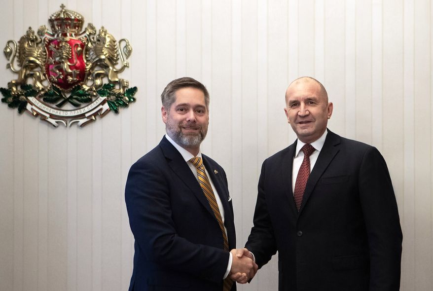 Bulgaria și SUA aprofundează discuțiile privind parteneriatul strategic - bulgaria-1765368073.jpg