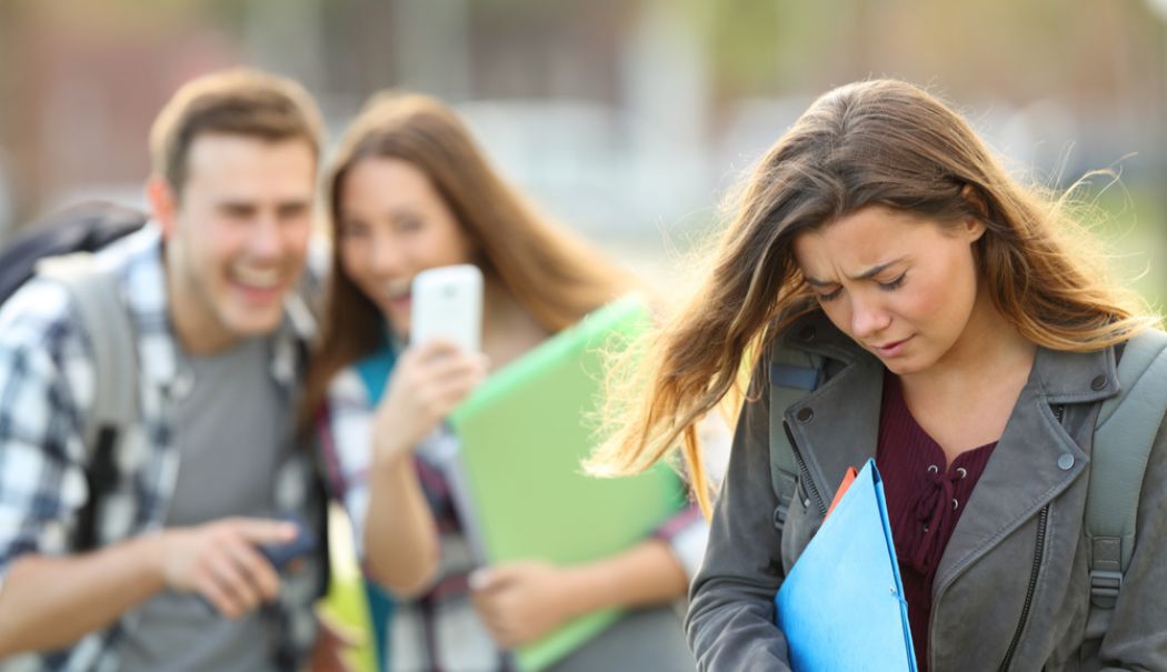 Elevă ajunsă în instanţă pentru bullying la şcoală. Iată care va fi pedeapsa ei - bullying-1731693956.jpg
