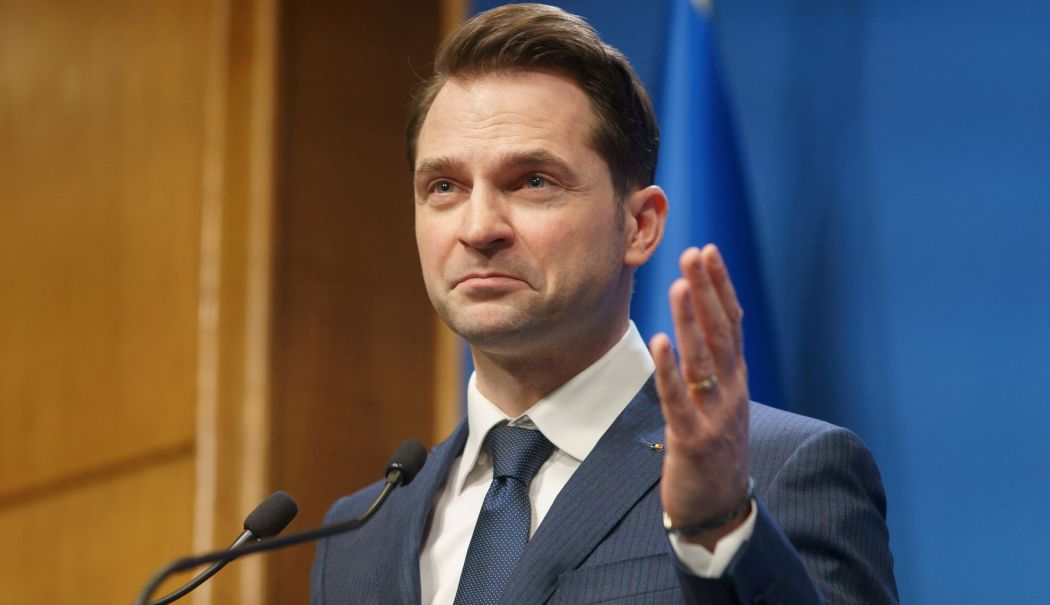 Sebastian Burduja lasă de înțeles că ministrul Diana Buzoianu ar trebui să plece - burduja-1765394756.jpg