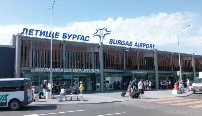 Alertă cu bombă! Aterizare de urgență! Serviciile de securitate, în alertă! - burgasairportnewterminal-1447918319.jpg
