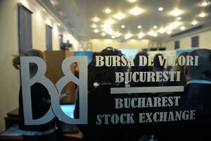 Tranzacționarea acțiunilor Fondul Proprietatea la Bursa de Valori București va fi reluată în această dimineață - bursa-1349936501.jpg