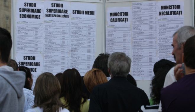 Peste 30.000 de locuri de muncă vacante la Bursa Generală a Locurilor de Muncă - bursa735x400-1554977544.jpg